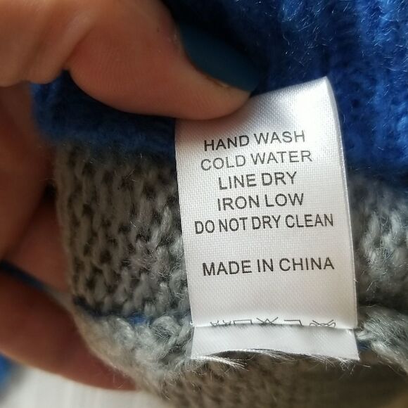 Long Sleeve Stripe Sweater M/L - Picture 8 of 9